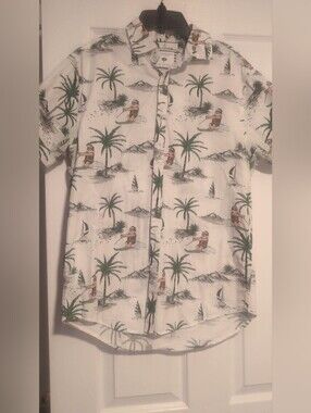 Santa Water Skiing Tropical Hawaiian Short Sleeve Shirt